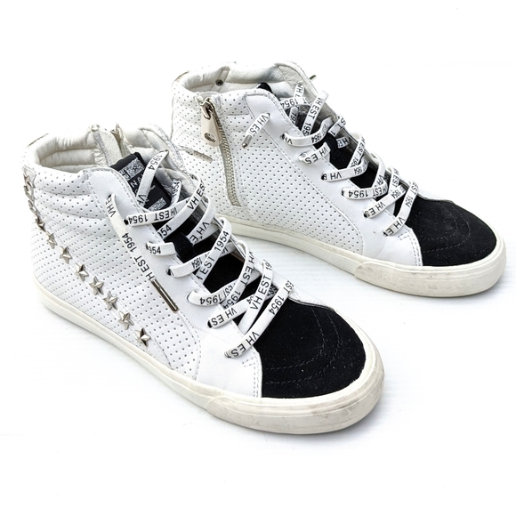 rency star sneakers